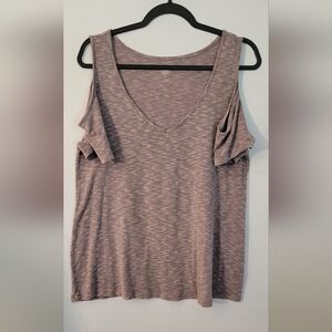 SO V-Neck Tee With Cut Out Shoulders Size Junior M
